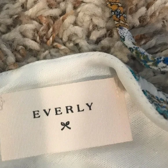 CUTE DRESS - Picture 2 of 3